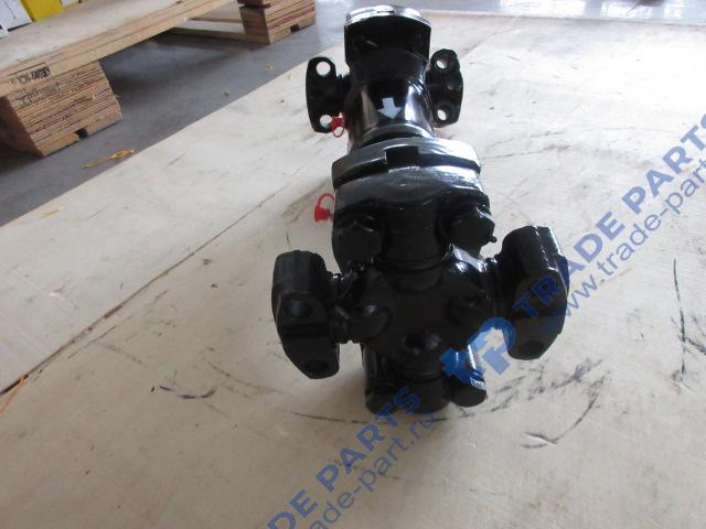 Реальная фотография вал карданный задний 252900465/500k.3.4/z5g(1).1.2 xcmg