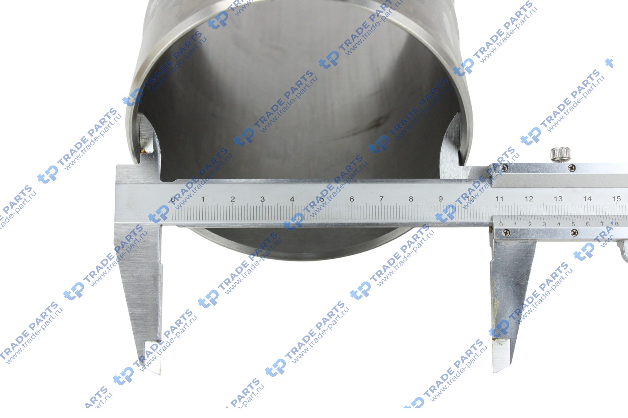 Реальная фотография поршнекомплект с гильзой deutz