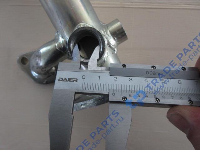 Реальная фотография коллектор водяной 640-1303020/6401303040a yc6108/yc6b125