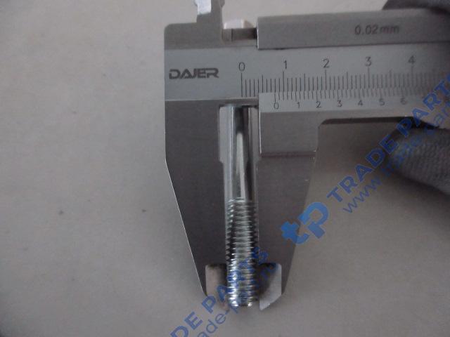 Реальная фотография болт м8*70 крепления корпуса масляного радиатора faw качество о