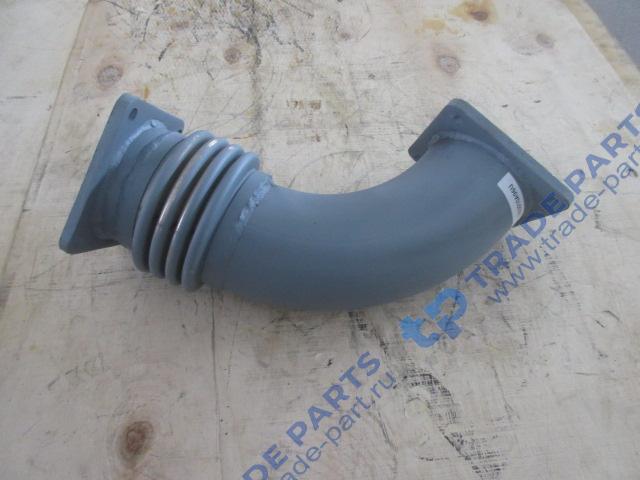 Реальная фотография труба выхлопная передняя часть  изогнутая с квадратными фланцами faw j6  ( с 2016 года)