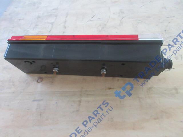 Реальная фотография фонарь задний правый f2000/f3000 с боковым подключением