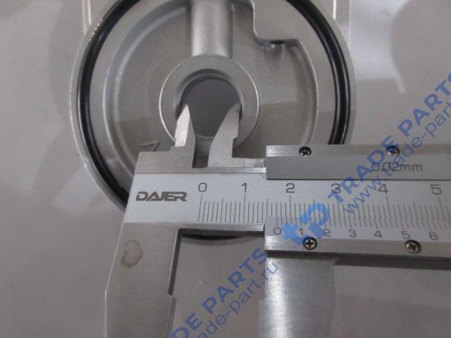 Реальная фотография кронштейн топливного фильтра 4989116 /3904362 / 4989115 / 3936315