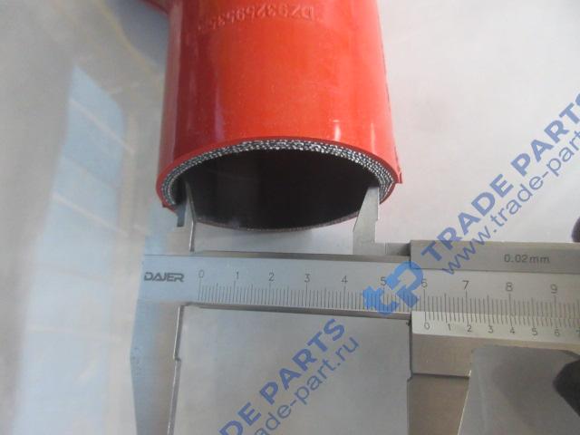 Реальная фотография патрубок радиатора f3000 wp10 нижний