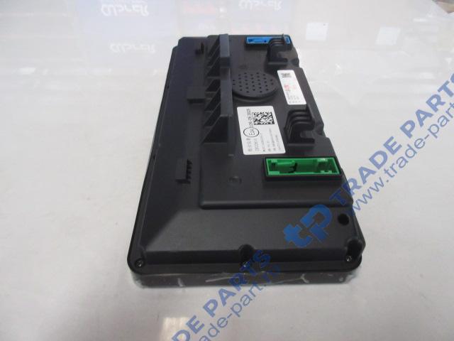 Реальная фотография панель приборов (щиток электронный) с жк-дисплеем howo c7h