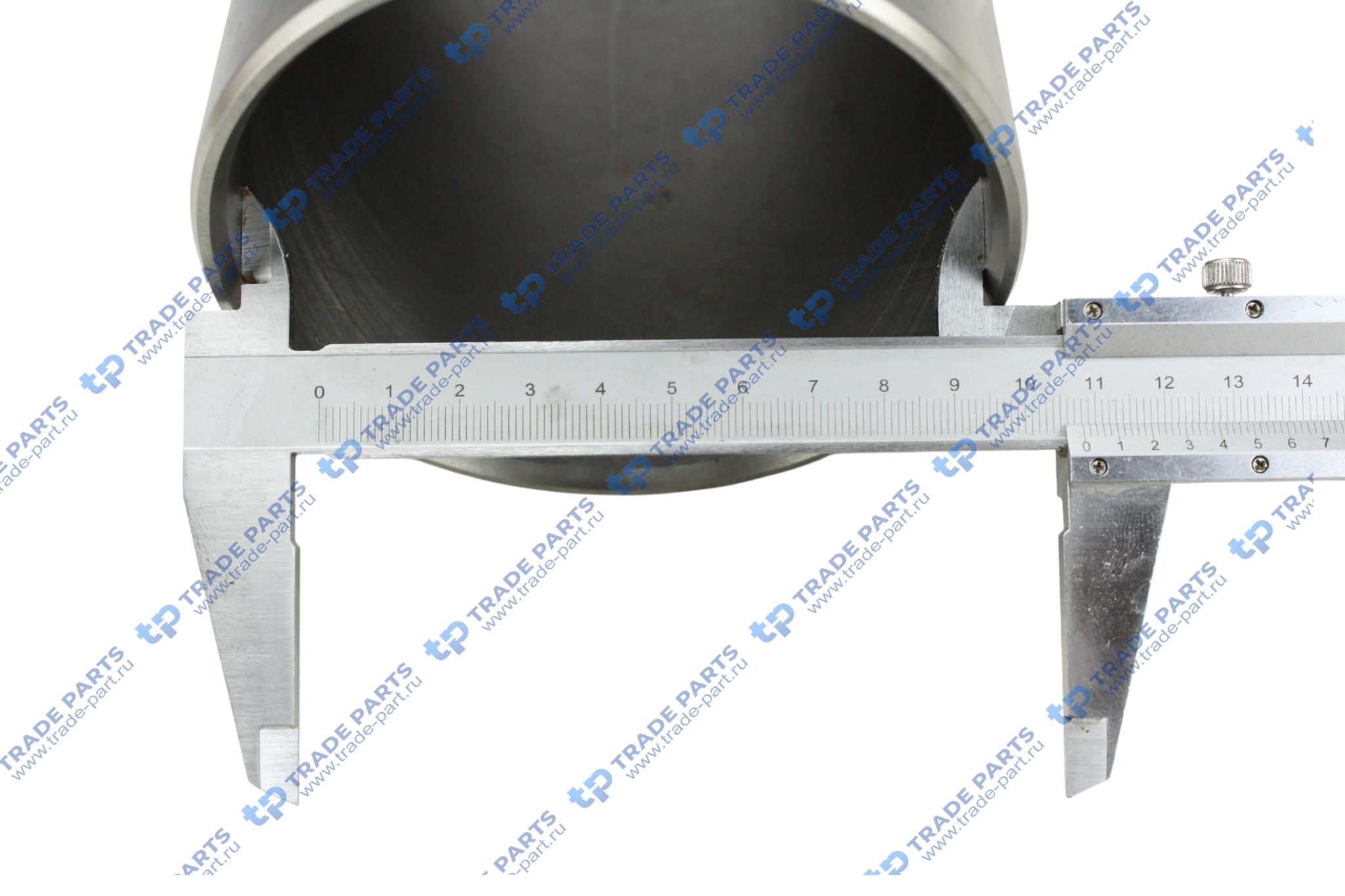 Реальная фотография гильза цилиндраdeutz bf4 m1013/bf6 m1013 с уплотнительными кольцами