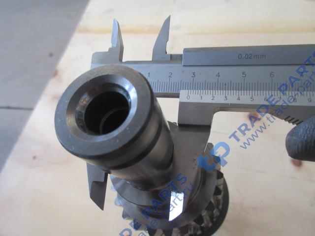 Реальная фотография вал первичный акпп zf 12tx2620td