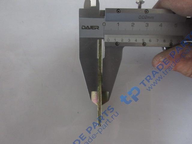 Реальная фотография шпонка цилиндра первой передачи zl40.6-63/3030900159
