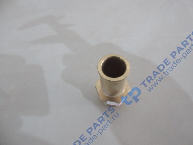 Реальная фотография штуцер системы охлаждения обратный faw