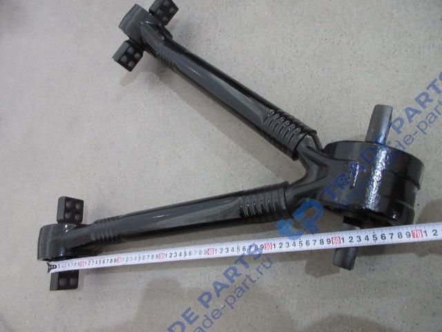 Реальная фотография тяга реактивная v-образная передняя faw j6 3250/3310