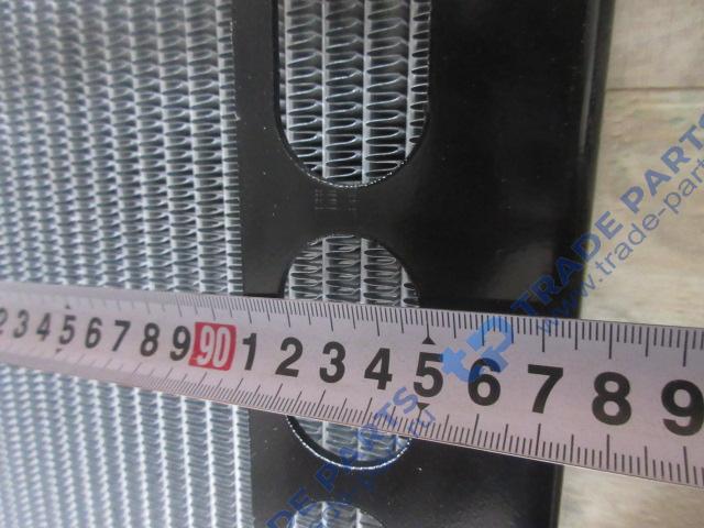 Реальная фотография радиатор системы охлаждения sitrak c7h max wg9x25530011