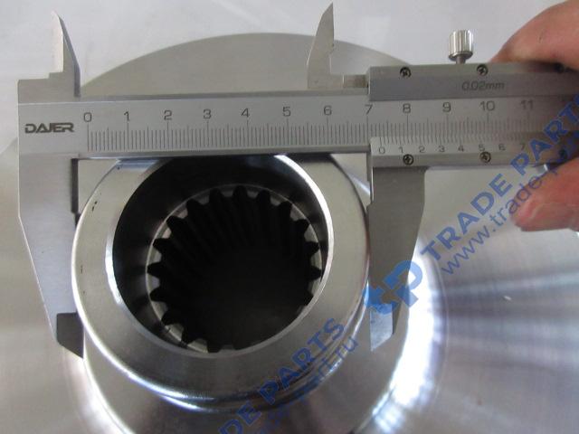 Реальная фотография фланец выходного вала кпп