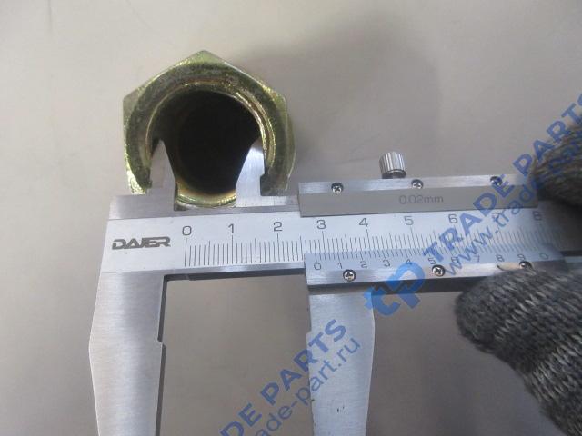 Реальная фотография гайка м? стремянки faw j6 3310/3250