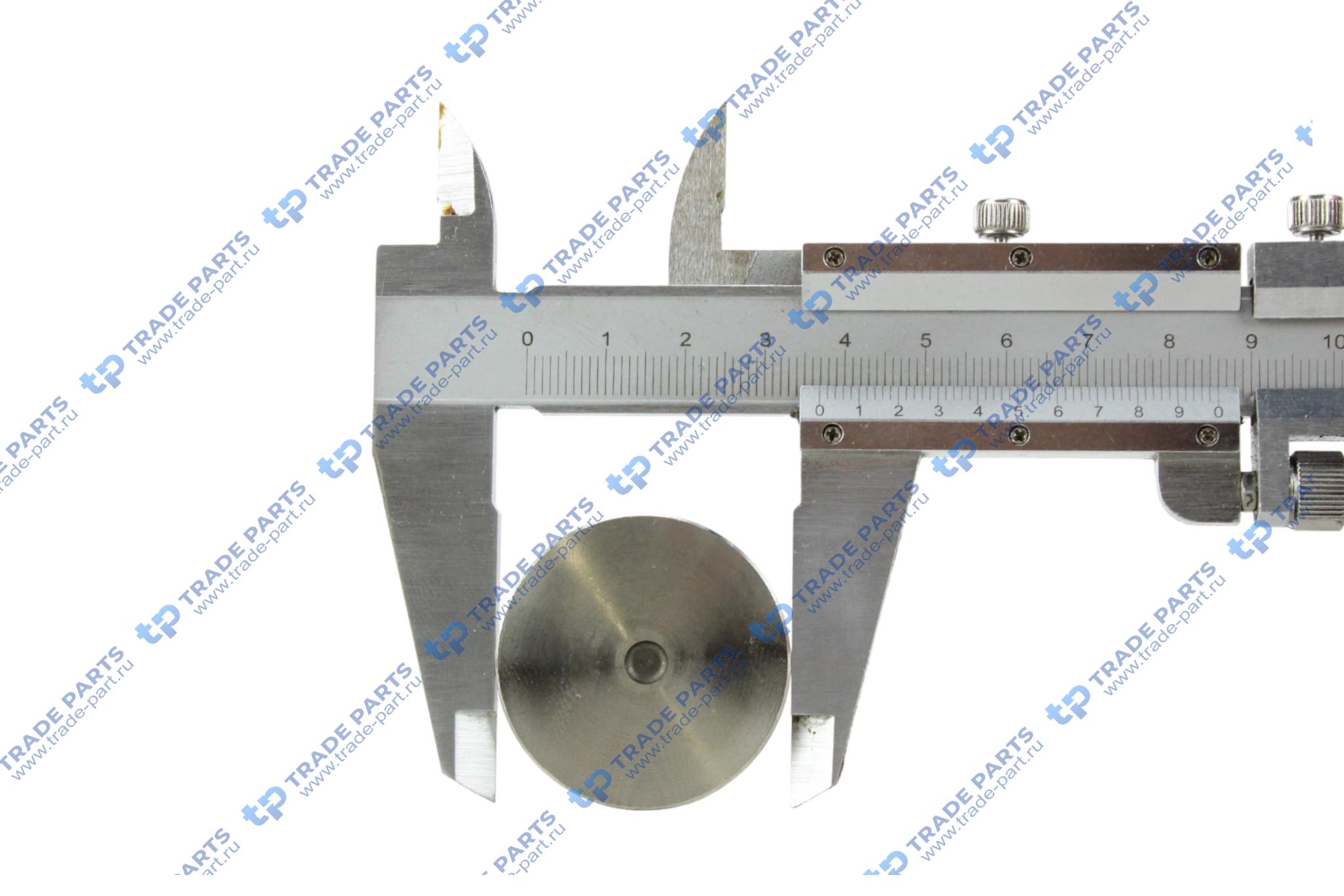 Реальная фотография клапан выпускной deutz bf4l913 8x37x132.9