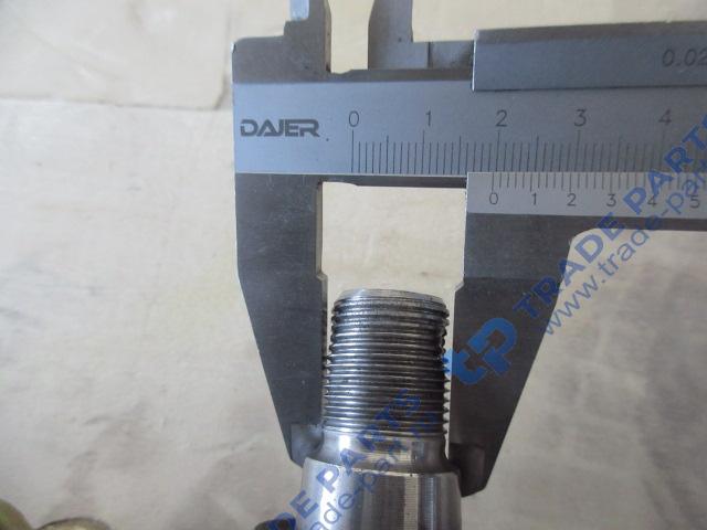 Реальная фотография тяга рулевая продольная