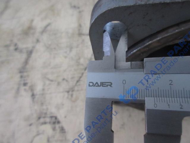 Реальная фотография труба выхлопная передняя часть  изогнутая с квадратными фланцами faw j6  ( с 2016 года)