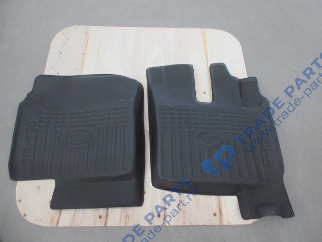 Реальная фотография коврики в салон полиуретановые для faw j6l