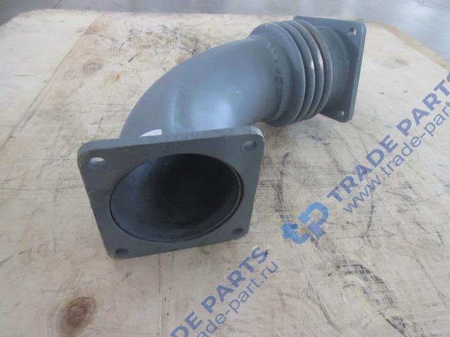 Реальная фотография труба выхлопная передняя часть  изогнутая с квадратными фланцами faw j6  ( с 2016 года)
