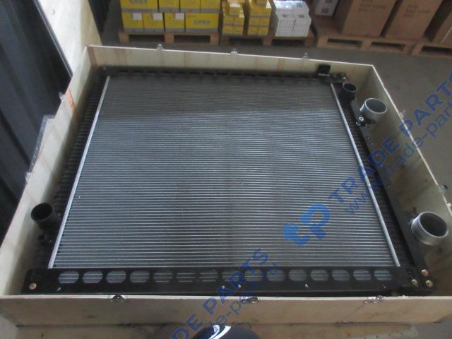 Реальная фотография радиатор sitrak c7h max охлаждения двигателя (с интеркулером)