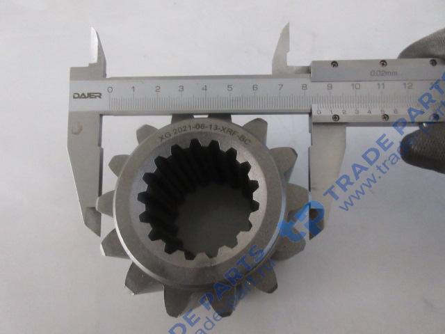 Реальная фотография шестерня полуоси xgma 932,935 (17 шлицев14 зубов)