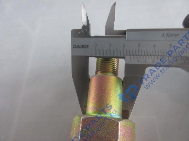 Реальная фотография палец рессоры передней (с резьбой) под цилиндр подъёма кабины howo t5g, tx 8x4, tx 6x4 качество о