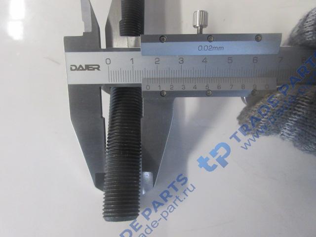 Реальная фотография болт м16*310 задней рессоры центральный  faw j6 6х4