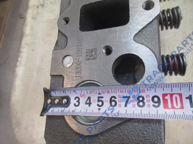 Реальная фотография головка блока цилиндров задняя в сборе 3200-1003102/6105j3200