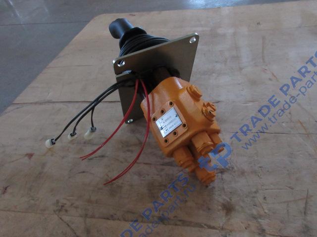 Реальная фотография клапан пилотный (джойстик) sdlg