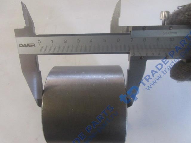 Реальная фотография промежуточная втулка подшипника ведущей шестерни faw j6 3250