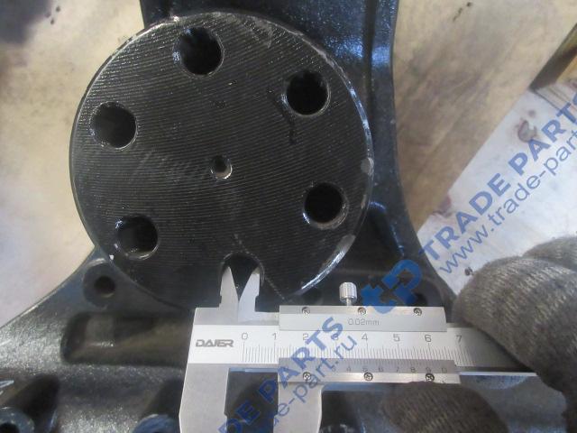 Реальная фотография ось балансира с кронштейном в сборе faw j6 качество о