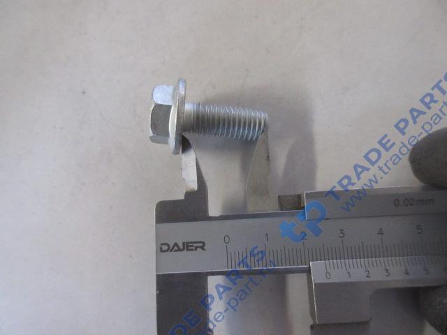 Реальная фотография болт м10х25-10.9 man183-b1 с фланцем sitrak mc11/mc13