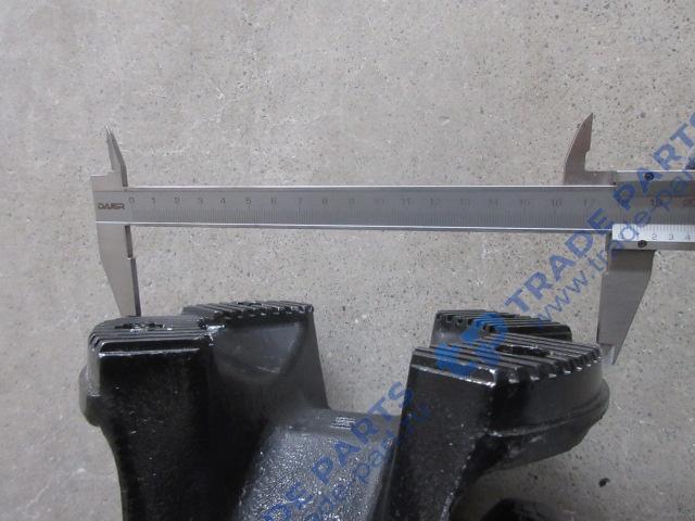 Реальная фотография вал карданный основной l=1740 фланцы 180x4