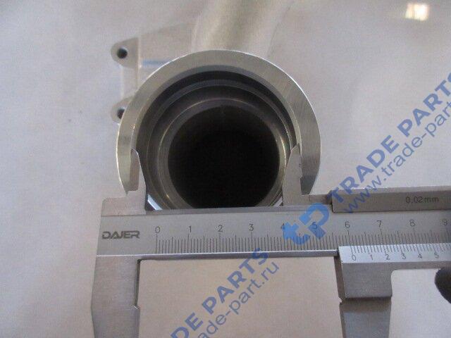 Реальная фотография патрубок s охлажения ретардера sitrak mc11/mc13