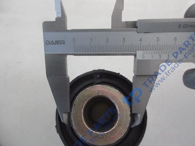 Реальная фотография сайлентблок заднего стабилизатора shacman f3000 x5000 x3000 x6000