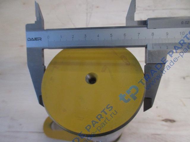 Реальная фотография палец коромысла центральный