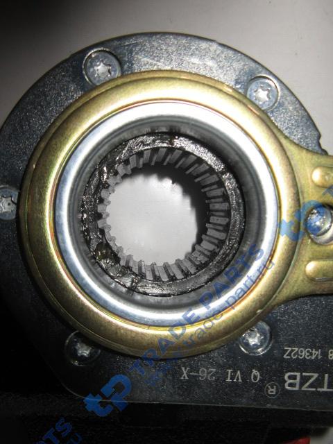 Реальная фотография трещетка тормозная xcmg qy50kа 860501427