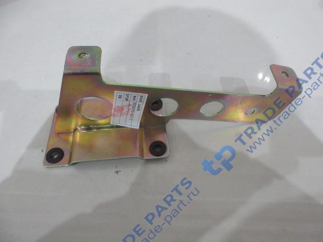 Реальная фотография кронштейн козырька правый faw j6