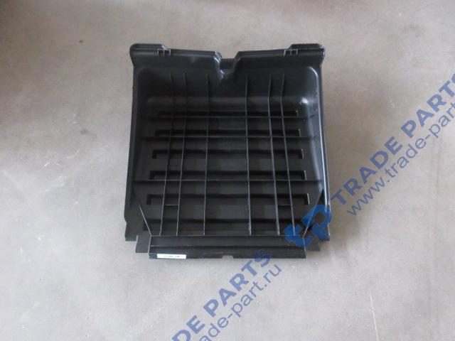 Крышка аккумулятора пластик FAW