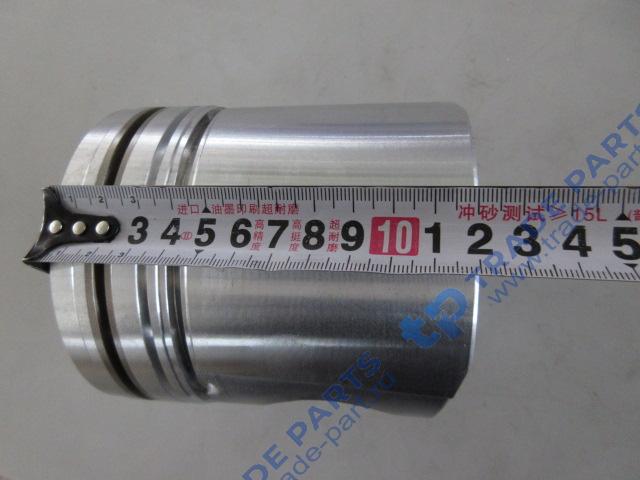 Реальная фотография поршень двигателя