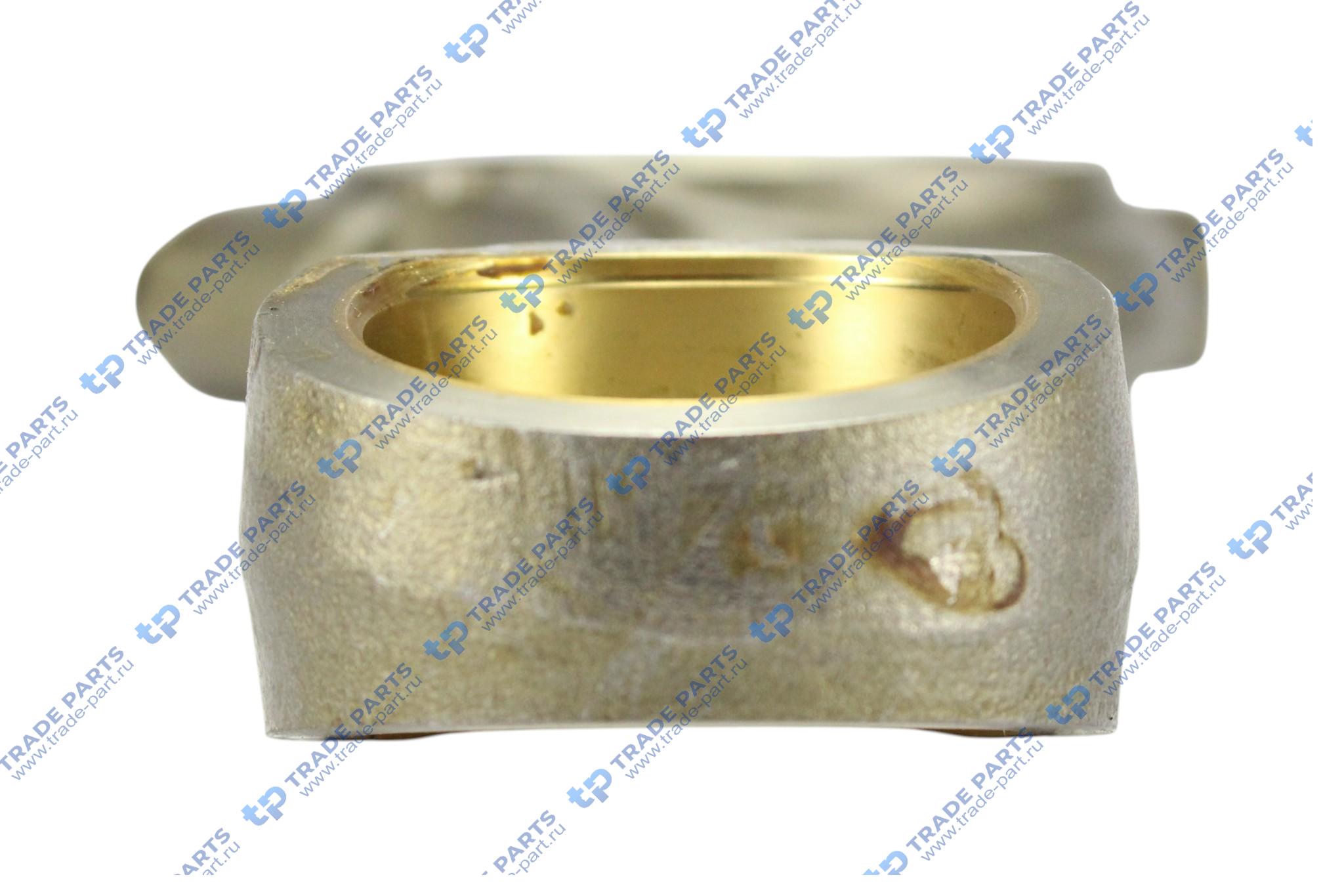 Реальная фотография шатун r4/6 d102 трапецевидный [d=42 d=75 l=215]