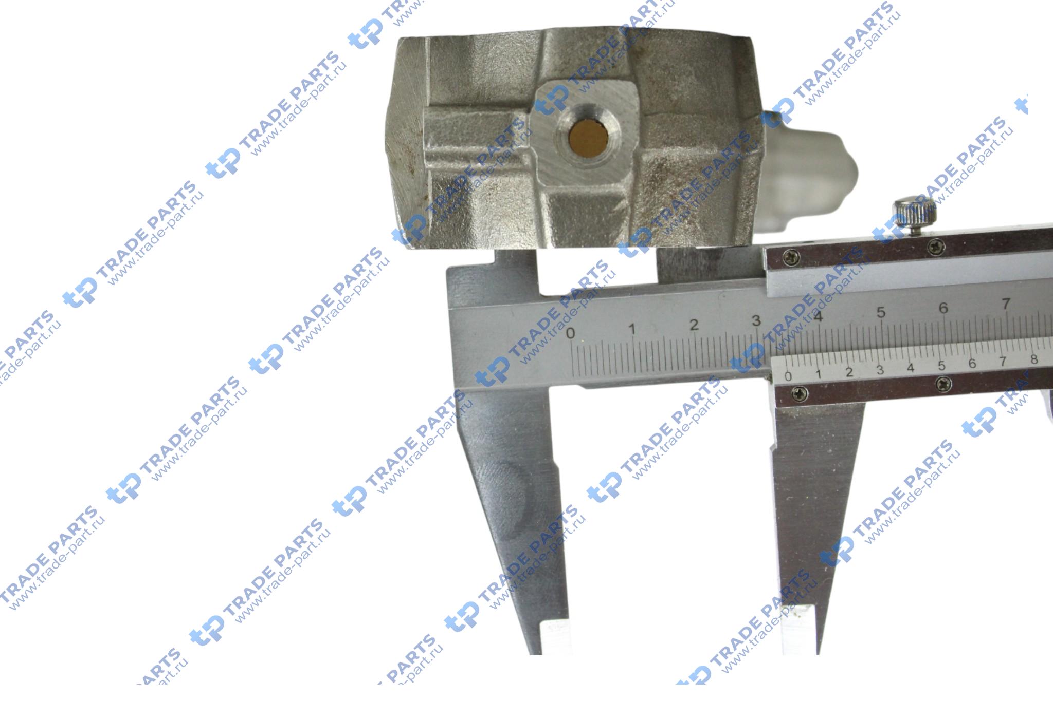 Реальная фотография шатун deutz 914