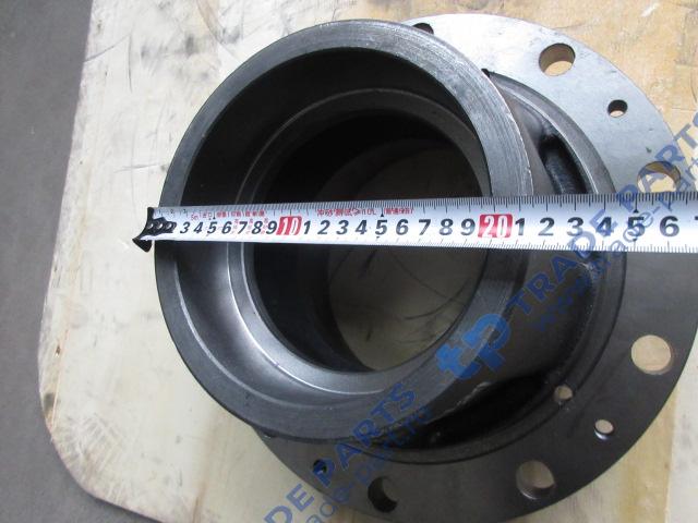 Реальная фотография ступица заднего\среднего моста mcp16 (5,26) howo t5g