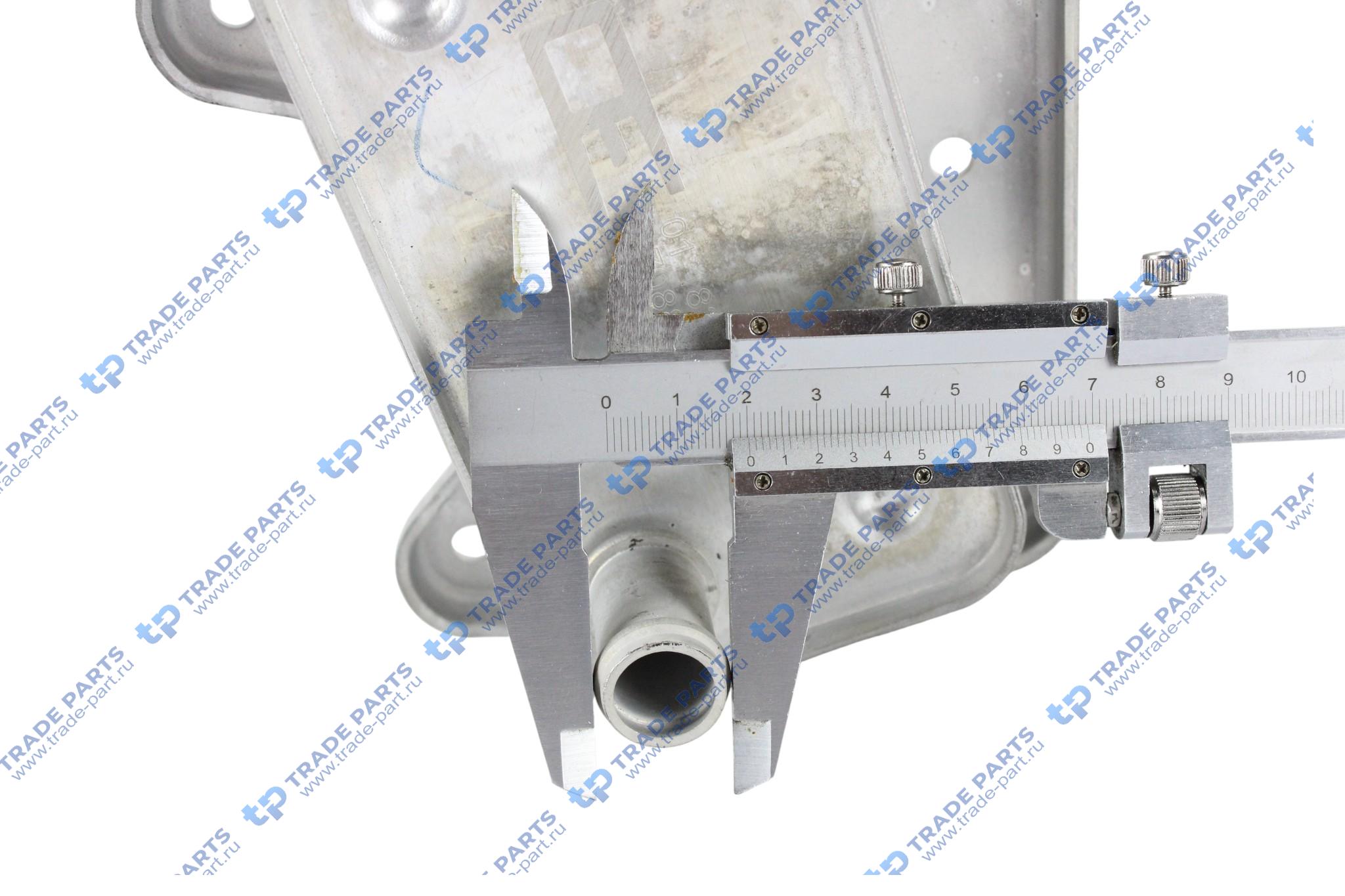 Реальная фотография радиатор масляный mb om611/612/646/647