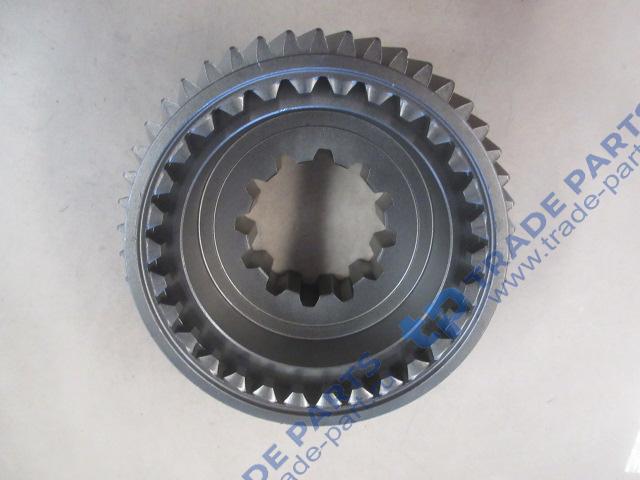 Реальная фотография шестерня делителя кпп fuller howo 12jsdx240ta-1707030
