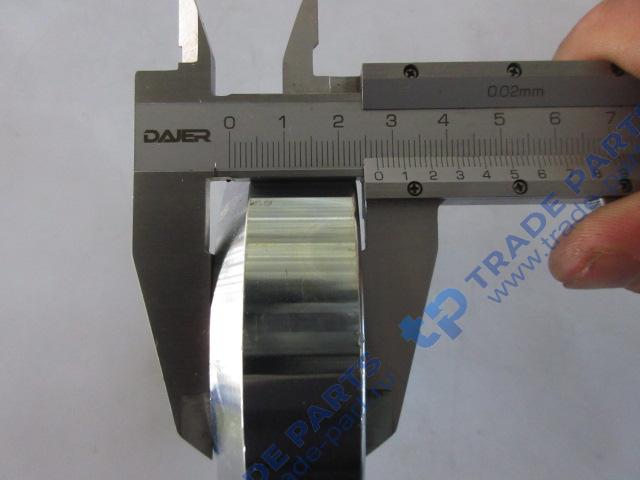 Реальная фотография втулка сочленения полурам нижняя sdlg lg956fh