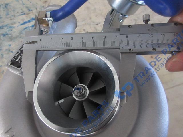 Реальная фотография турбокомпрессор (holset) cummins 6bt5.9 4035199,2881891, 4035201