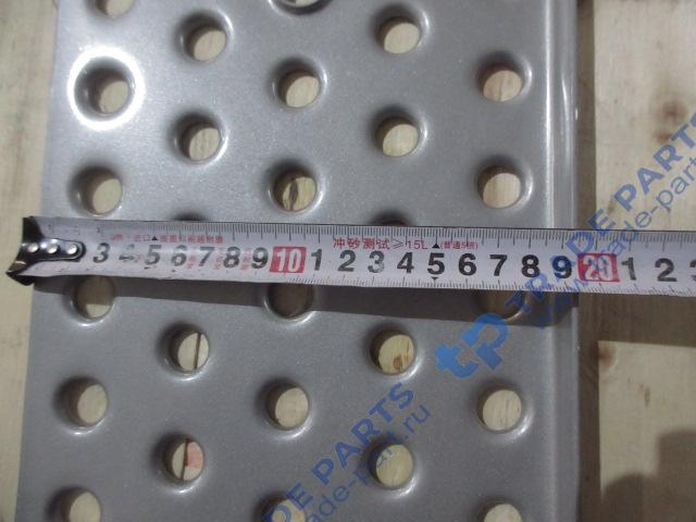 Реальная фотография подножка второй ступени правая faw j6