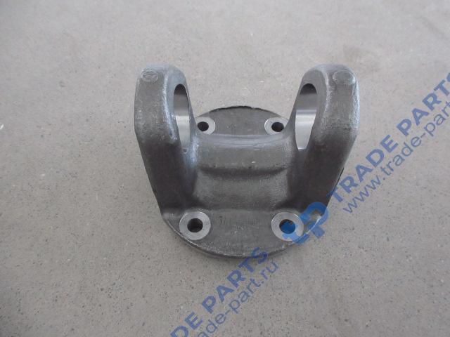 Реальная фотография фланец карданного вала 180x4 под крестовину 57x152