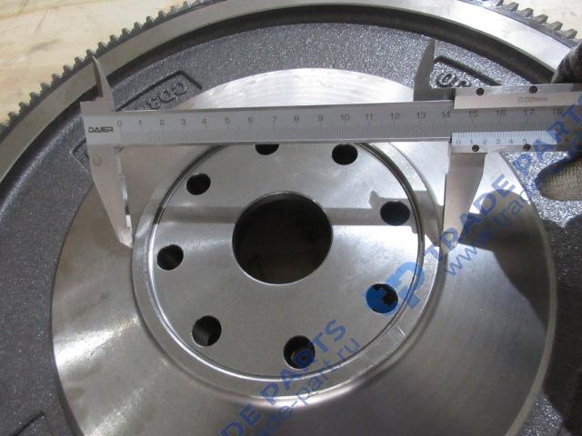 Реальная фотография маховик