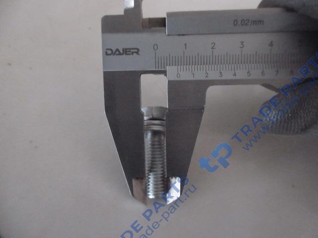 Реальная фотография болт м8*30 крепления воздухоотделителя faw качество о